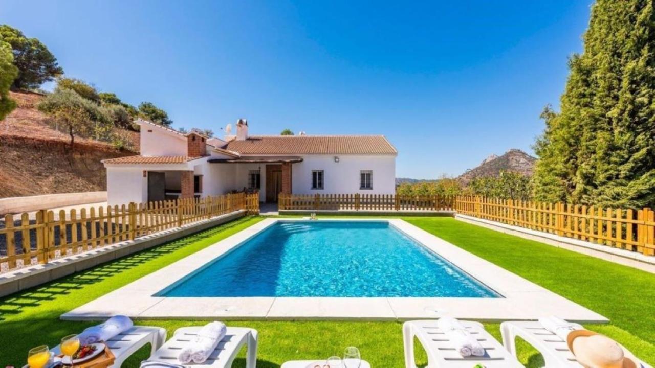 Casa Rural El Olimpo-Caminito Del Rey เอลชอร์โร ภายนอก รูปภาพ